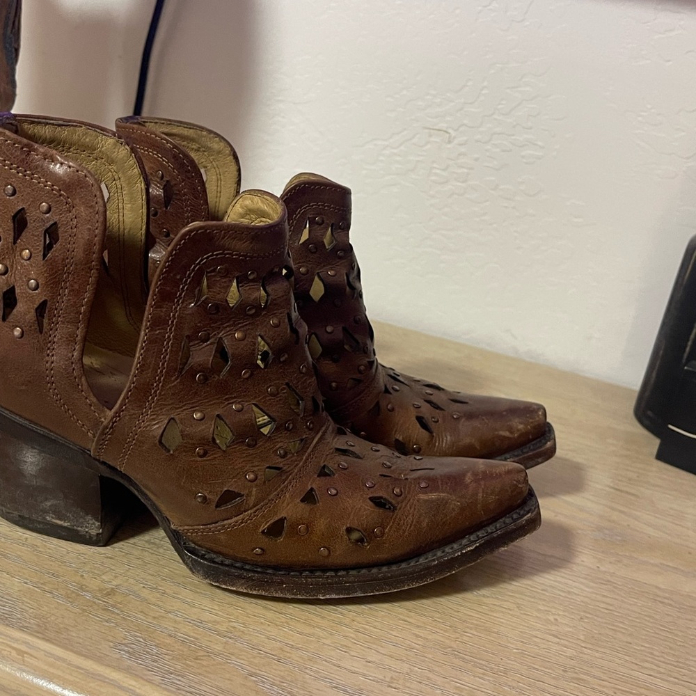 Ariat Dixon boot